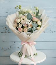 Букет цветов из:  Розы и Лизиантусы #REPLACE_PRED# Опочке