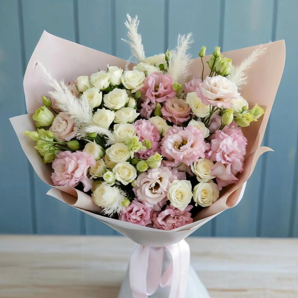 Букет цветов из: Альстромерии и Розы в Опочке