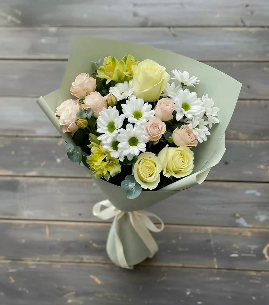 Букет цветов из: Альстромерии, Розы и Хризантемы в Опочке