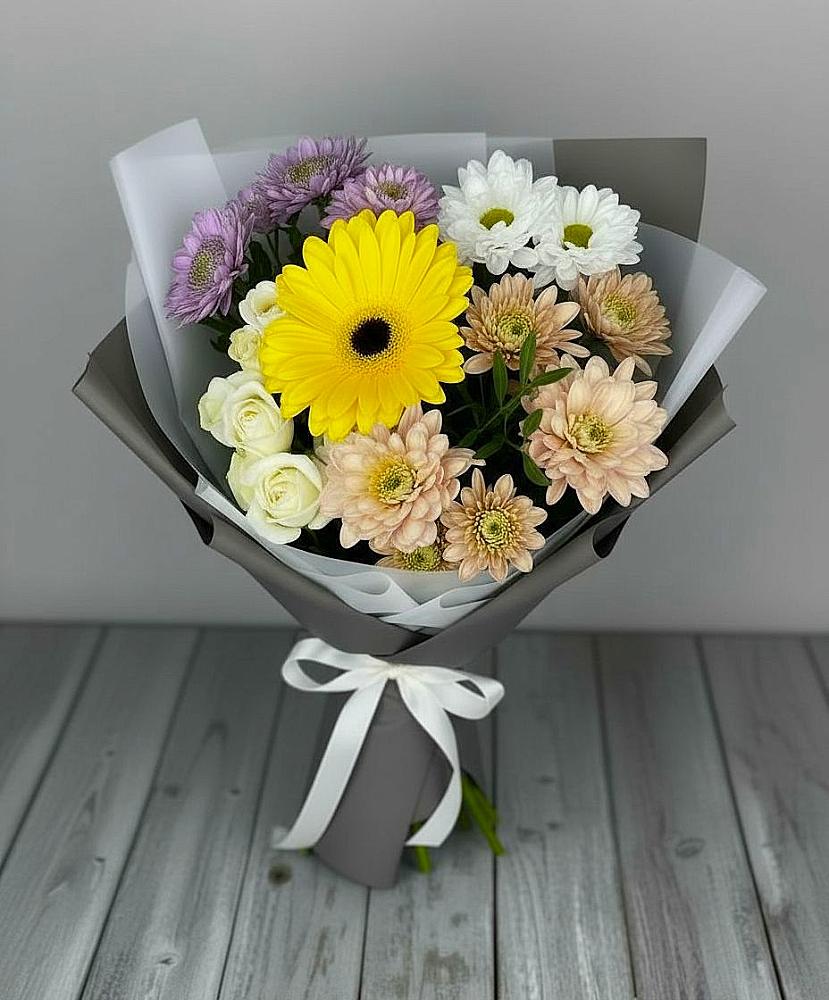 Букет цветов из: Розы, Герберы и Хризантемы в Опочке