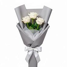 Букет 3 белые розы в Опочке