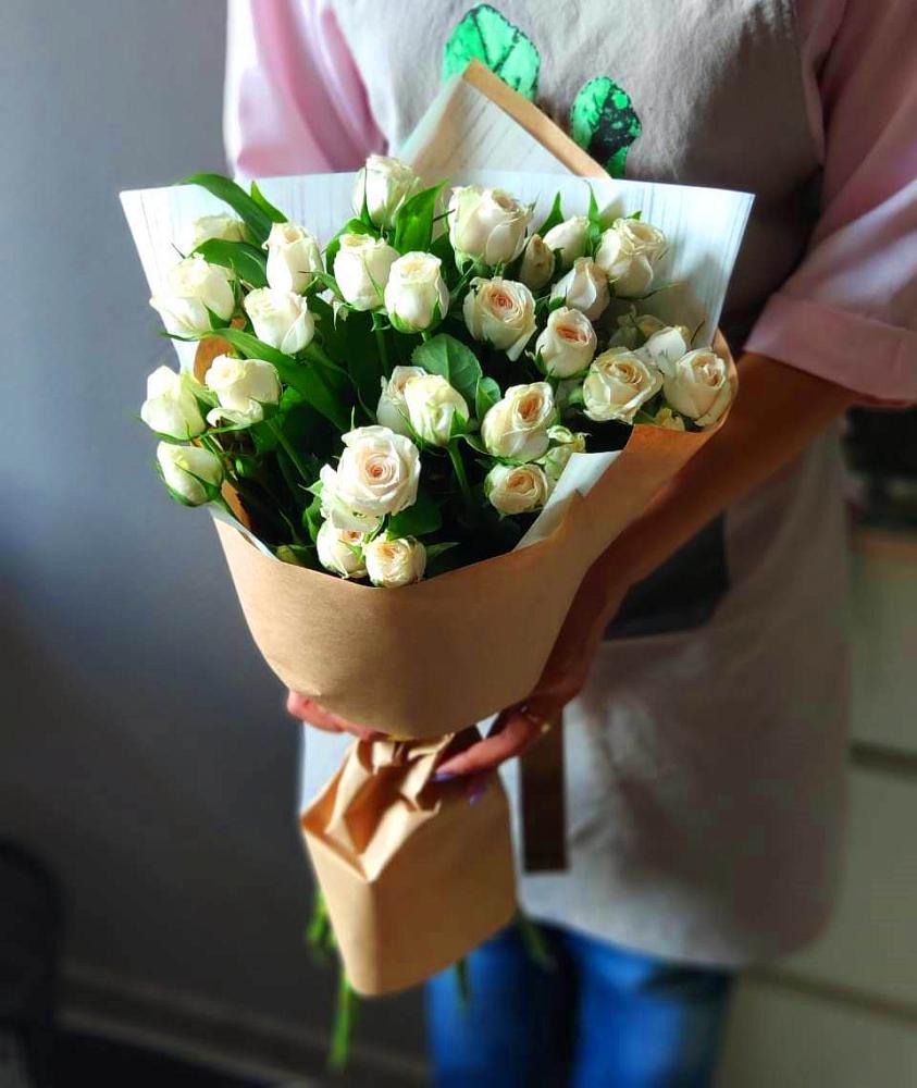 Букет цветов из: Розы в Опочке