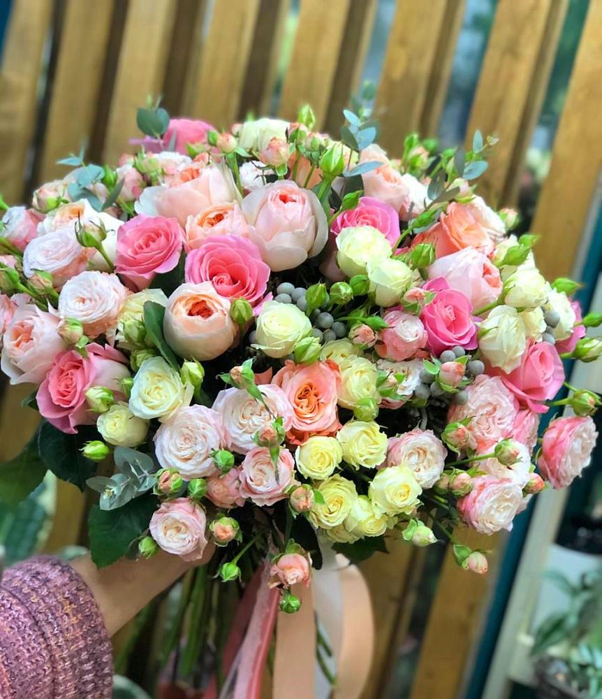 Букет цветов из: Розы в Опочке