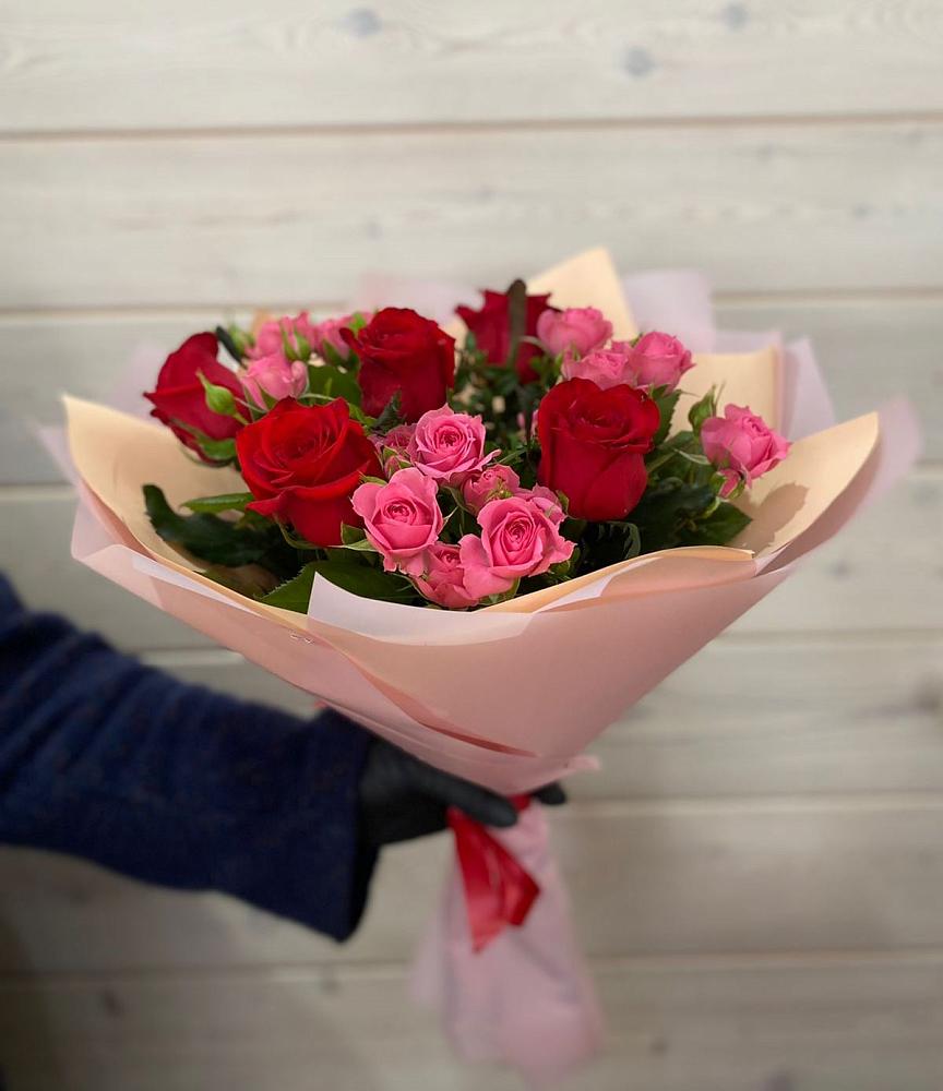 Букет цветов из: Розы в Опочке